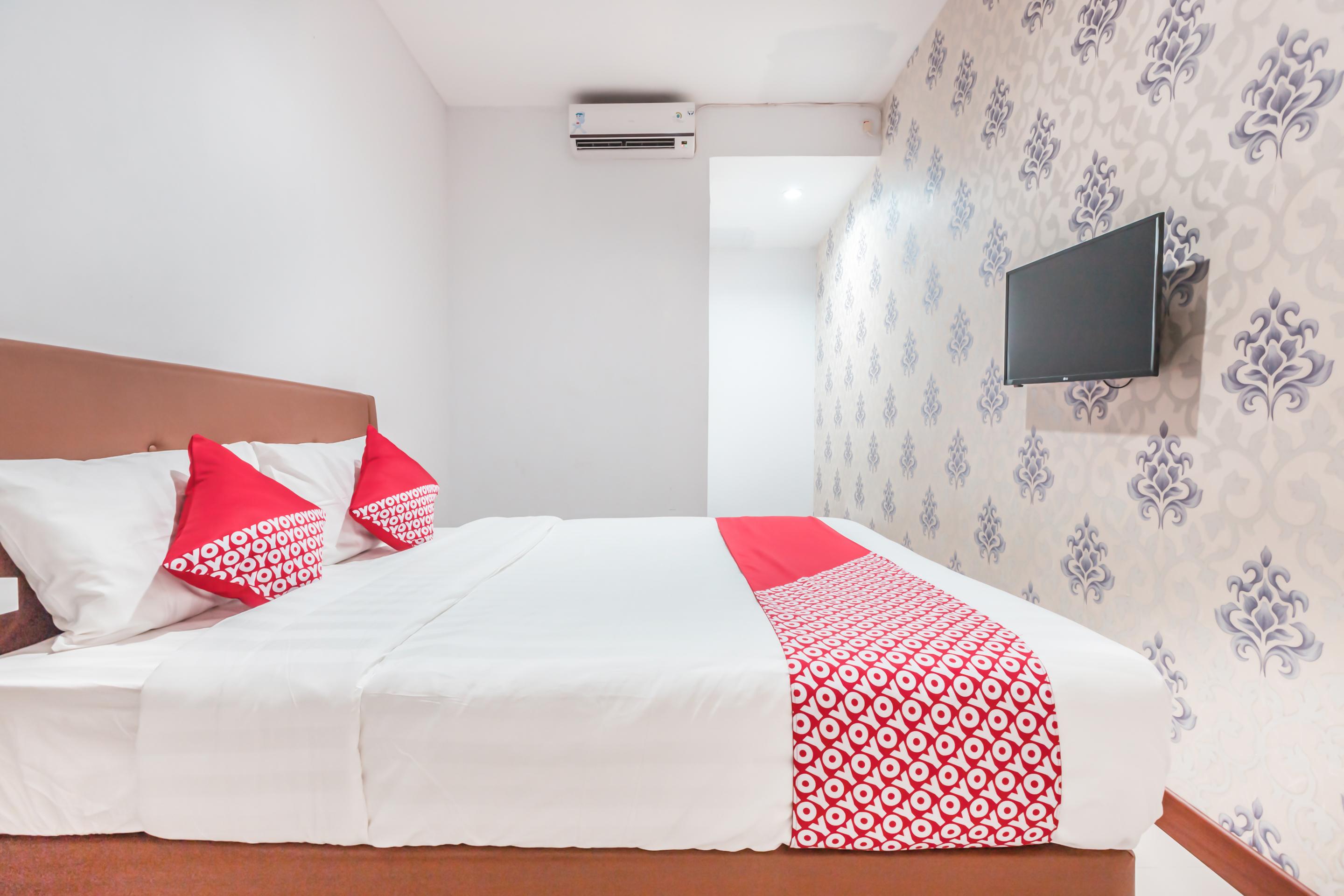 Oyo 1555 Unik Guesthouse Syariah Джакарта Экстерьер фото