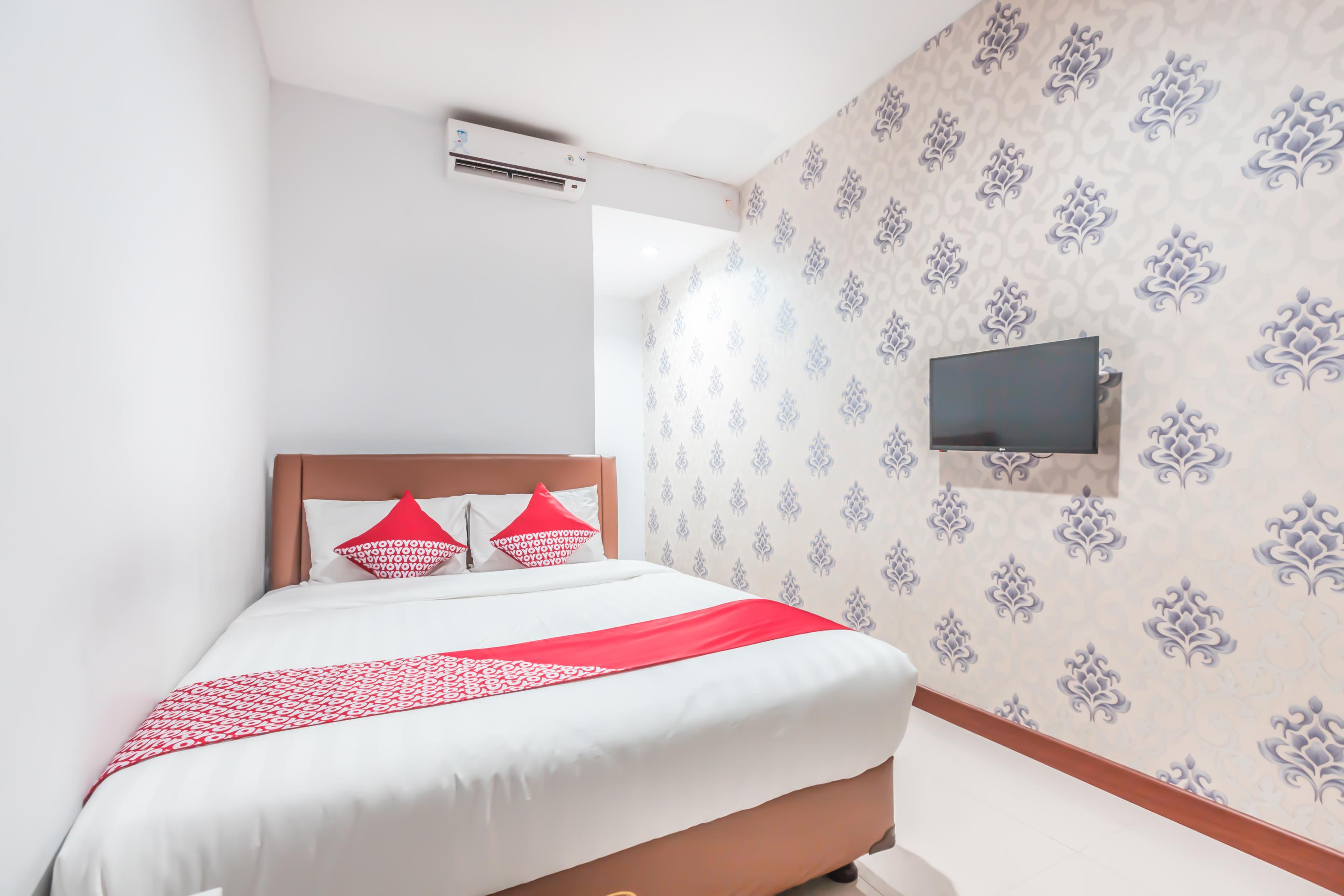 Oyo 1555 Unik Guesthouse Syariah Джакарта Экстерьер фото